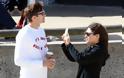 ΣΙΓΑ! «Κολλήσαμε» από τα μέλια! ΔΕΙΤΕ Mila Kunis-Ashton Kutcher σε τρυφερά ενσταντανέ - Φωτογραφία 7