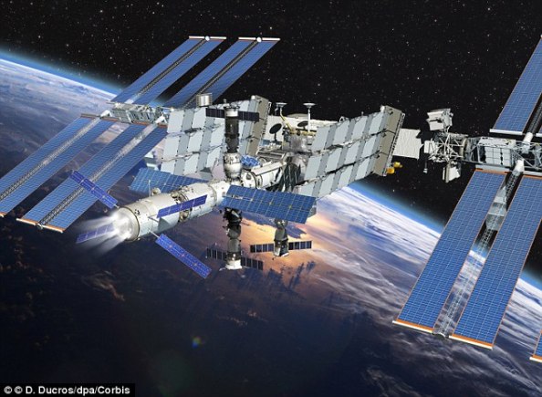 “Αυτή τη στιγμή ο Διαστημικός Σταθμός περνάει πάνω από το σπίτι σας” - Φωτογραφία 1