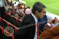 Λοβέρδος, Έβαλντ Λίνεν και Σεφερλής στις κερκίδες του Γ. Καραϊσκάκης [photos]