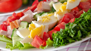9 υλικά που θα… «απογειώσουν» τις σαλάτες σας - Φωτογραφία 1