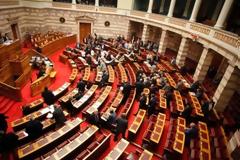 Στη φόρα οι μισθοί των βουλευτών