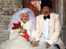 Έβγαλαν τις φωτογραφίες του γάμου 88 χρόνια μετά - Φωτογραφία 1