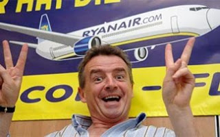 «Άχρηστες οι ζώνες στα αεροπλάνα» λέει ο διευθύνων σύμβουλος της Ryanair - Φωτογραφία 1