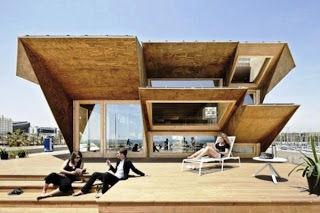 Ένα διαφορετικό ηλιακό σπίτι στη Βαρκελώνη - Φωτογραφία 1