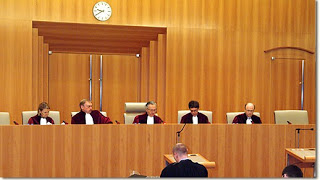 Ευρωπαϊκό Δικαστήριο: Έριξε... «χρυσή» καμπάνα - Φωτογραφία 1