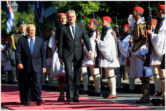 Ελλάς – Σερβία – συμμαχία, επιβεβαίωσαν οι δύο πρόεδροι - Φωτογραφία 1
