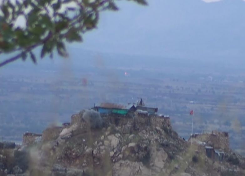 Καρέ-Καρέ η Επίθεση Κούρδων Μαχητών του PKK σε φυλάκιο του τουρκικού στρατού στην πόλη Lice - Φωτογραφία 5