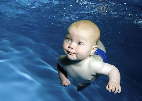 Αξιολάτρευτα μωρά φωτογραφίζονται… υποβρυχίως! - Φωτογραφία 5