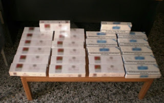 Συνελήφθησαν με 240 πακέτα λαθραία τσιγάρα - Φωτογραφία 1
