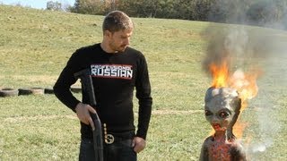 Νέο βίντεο του FPSRussia: Ο Ντιμίτρι παρουσιάζει τα τρία κορυφαία όπλα που θα χρειαστείς για να επιβιώσεις την Αποκάλυψη!!! (ΗΡΘΕ ΤΟ ΤΕΛΟΣ...) - Φωτογραφία 1