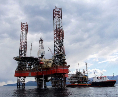 Η Ελλάδα ξεκινά έρευνες για πετρέλαιο στο Ιόνιο, λυσάξανε οι Αλβανοί! - Φωτογραφία 1
