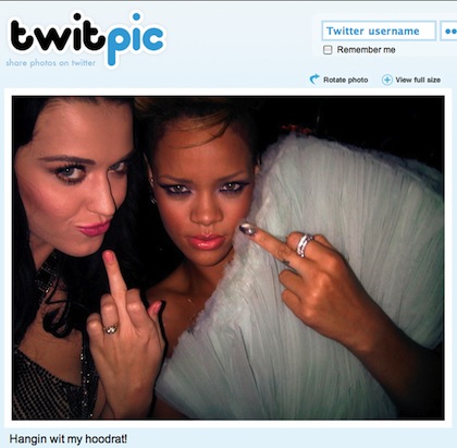 Rihanna- Katy Perry: το ιστορικό μίας φιλίας που κατέληξε σε μαλλιοτράβηγμα - Φωτογραφία 6