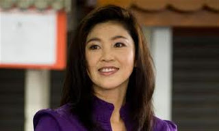 Η πρώτη Ταϊλανδή πρωθυπουργός θα γίνει δεκτή από τη βασίλισσα Ελισσάβετ - Φωτογραφία 1