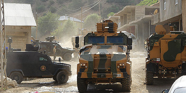 Aναδιάρθρωση Τουρκικού στρατού κατά της Τρομοκρατίας - Φωτογραφία 1
