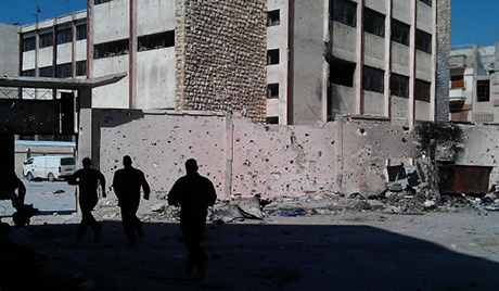 Μία τουρκική πόλη επλήγη από επίθεση της συριακής αεροπορίας - Φωτογραφία 1