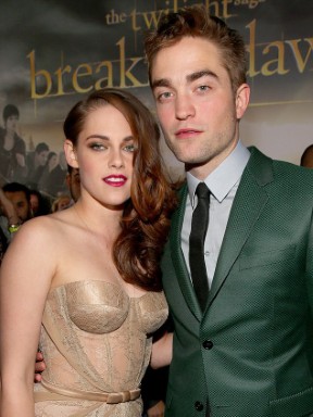 Αγκαλίτσα στην πρεμιέρα του Twilight εμφανίστηκαν Stewart και Pattinson - Φωτογραφία 1