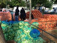 Διανομή τροφίμων σε χιλιάδες Έλληνες στην πλατεία Αττικής από την Χρυσή Αυγή...(Φωτος) - Φωτογραφία 7