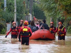Τουλάχιστον 4 νεκροί από πλημμύρες στην Ιταλία - Φωτογραφία 1