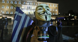 Πρόβλεψη-σοκ: 15 (ακόμη) δύσκολα χρόνια για την Ελλάδα - Φωτογραφία 1