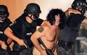 Αρχηγός της Αστυνομίας παίζει γυμνός με τους άνδρες του! Απίστευτες φωτογραφίες! - Φωτογραφία 3