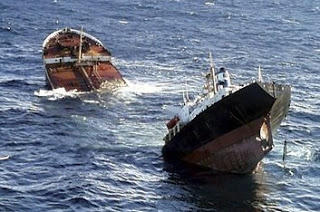 Δεν αναγνωρίζει καμία ευθύνη για την οικολογική καταστροφή ο Έλληνας καπετάνιος του Prestige - Φωτογραφία 1