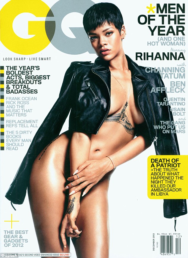 H Rihanna φωτογραφίζεται ολόγυμνη κι αποκαλύπτει: Μ' αρέσει να αισθάνομαι γυναίκα! - Φωτογραφία 2