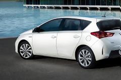 Τιμοκατάλογος νέου Toyota Auris 2013