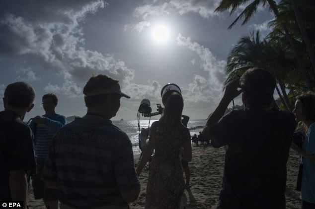 Ολική ηλιακής έκλειψης, Νοέμβριος 2012: Εικόνες και βίντεο - Φωτογραφία 6