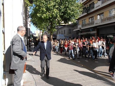 Πάτρα: «Όχι» στις απολύσεις από τους χιλιάδες εργαζομένους - Φωτογραφία 3