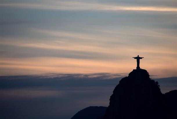 Το άγαλμα του Χριστού στο Ρίο - Εκπληκτικές εικόνες - Φωτογραφία 31