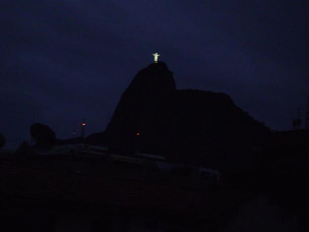 Το άγαλμα του Χριστού στο Ρίο - Εκπληκτικές εικόνες - Φωτογραφία 37