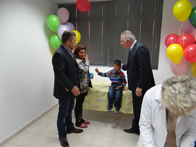 Πραγματοποιήθηκε ο δωρεάν εμβολιασμός παιδιών στο Δήμο Περιστερίου - Φωτογραφία 2