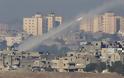 Η επικίνδυνη προεκλογική ζαριά του Νετανιάχου Κινδυνεύει να δει την επίθεση στη Γάζα να γίνεται μπούμερανγκ