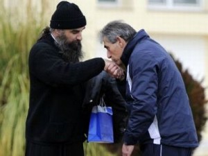 Πνευματικό δεν έχει μόνο ο Άγγελος - Φωτογραφία 2