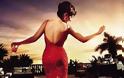 Lady in Red: H Penelope Cruz βάζει φωτιά στο Campari Calendar 2013 [Photos] - Φωτογραφία 8