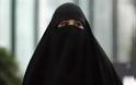 Στα «χέρια» της Αλ Κάιντα όποια γυναίκα δεν καλύπτει το πρόσωπό της
