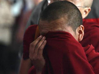 Αυτοπυρπολήθηκε 38χρονος βρετανός βουδιστής μοναχός - Φωτογραφία 1