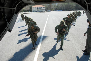 Δικαστικό πόλεμο ξεκινούν οι στρατιωτικοί κατά των μέτρων και των περικοπών - Φωτογραφία 1