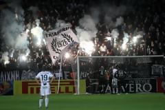 Απίστευτο!Tρελλός Παοκτζής!!!!