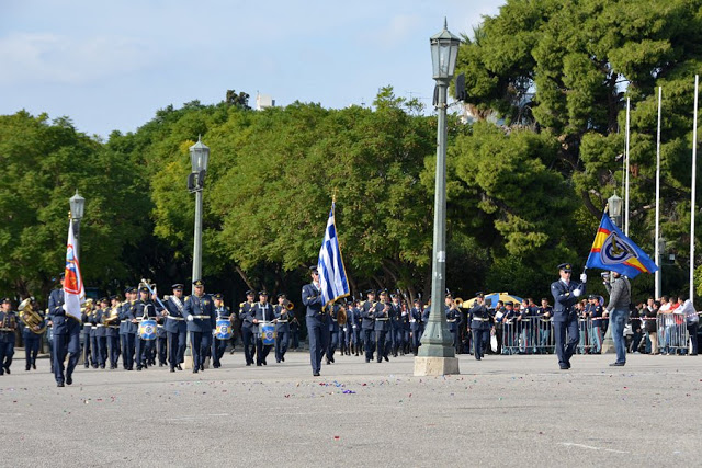 Επίδειξη - Συναυλία Φιλαρμονικών των ΕΔ και εκτέλεση ασκήσεων ακριβείας από τις Διμοιρίες Επιδείξεων της ΣΣΕ και της ΣΤΥΑ - Φωτογραφία 4