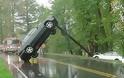 EPIC FAILS: Απίστευτα ατυχήματα με αυτοκίνητα!! Δείτε απίστευτες φωτογραφίες! (PICS) - Φωτογραφία 10