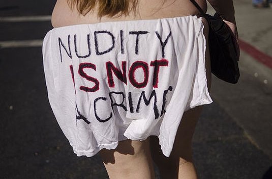 ΓΥΜΝΗ ΔΙΑΜΑΡΤΥΡΙΑ-Ενάντια στην απαγόρευση του γυμνισμού στο Σαν Φρανσίσκο - Φωτογραφία 2