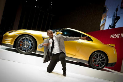Σε δημοπρασία για φιλανθρωπικούς σκοπούς το «χρυσό» Nissan GT-R του Μπολτ - Φωτογραφία 2