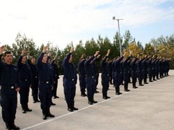 Ρολά κατεβάζουν οι αστυνομικές σχολές για δύο χρόνια - Φωτογραφία 1
