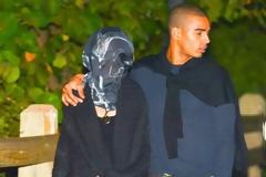 Μόνο η Madonna τα κάνει αυτά: Εμφανίστηκε ως άνθρωπος… ελέφαντας! (φωτό)
