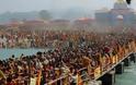 Βίντεο σοκ από ποδοπάτημα σε θρησκευτική γιορτή στην Ινδία