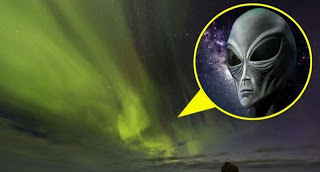 Φωτογράφος καταγράφει το βόρειο Σέλας με το πρόσωπο ενός εξωγήινου να στοιχειώνει τον πράσινο ουρανό - Φωτογραφία 1