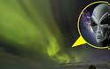 Φωτογράφος καταγράφει το βόρειο Σέλας με το πρόσωπο ενός εξωγήινου να στοιχειώνει τον πράσινο ουρανό
