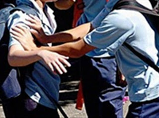 Αγρίνιο: Μαθητές της ΣΤ' Δημοτικού γρονθοκόπησαν μικρότερο μαθητή του σχολείου! - Φωτογραφία 1