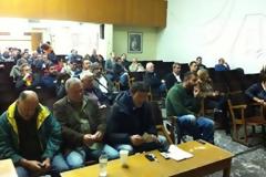 Πάτρα-Τώρα: Συνεδρίαση εργαζομένων του Δήμου μετά την εγκύκλιο-βόμβα για διαθεσιμότητα όλων των υπαλήλων Δ.Ε.